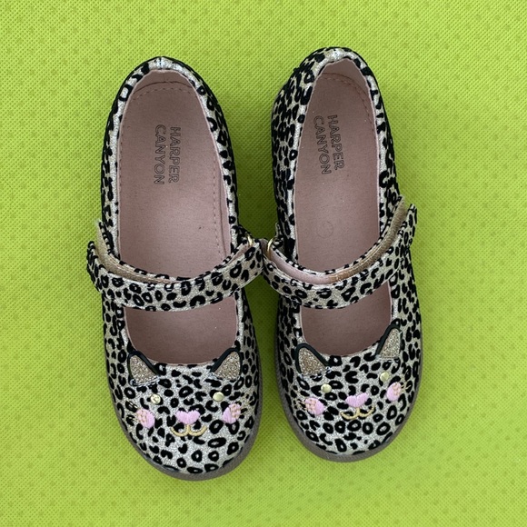 Kitty Cat Mary Jane Flat!! - Picture 2 of 5